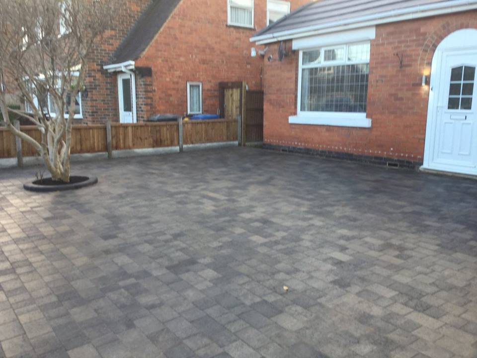 Front yard paving