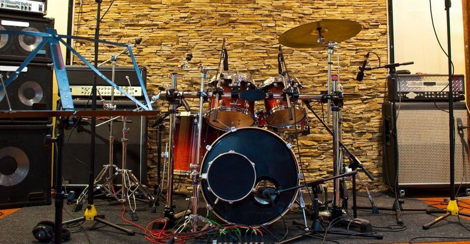 musical instruments for repair