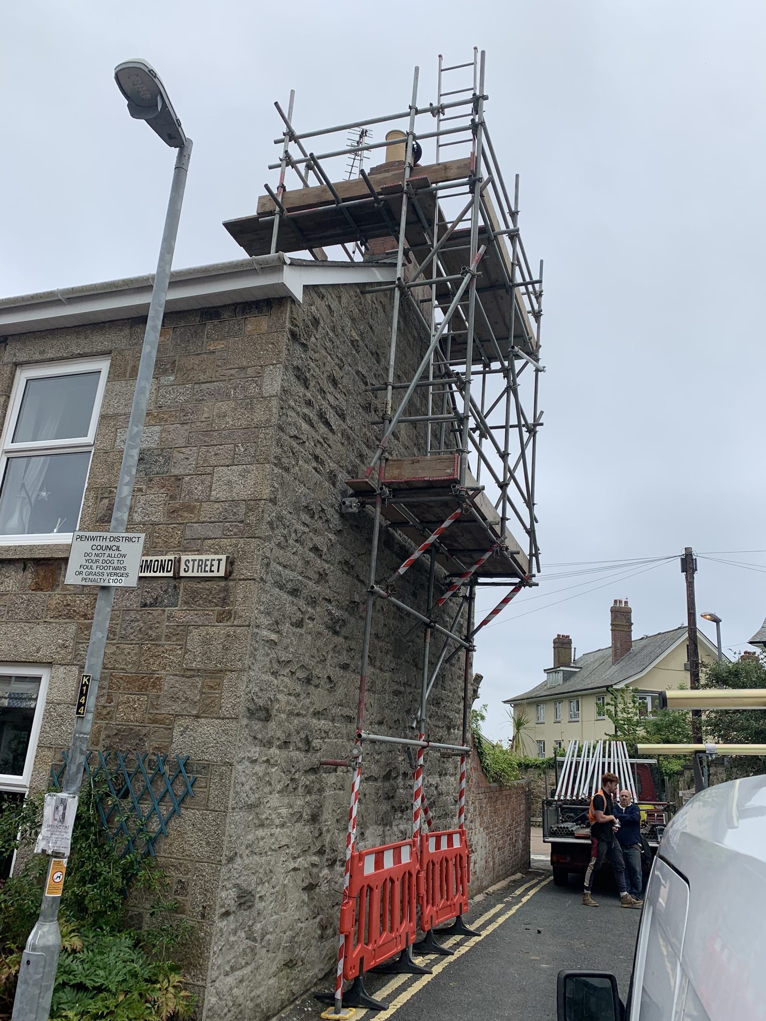Domestic scaffolding for homeowners