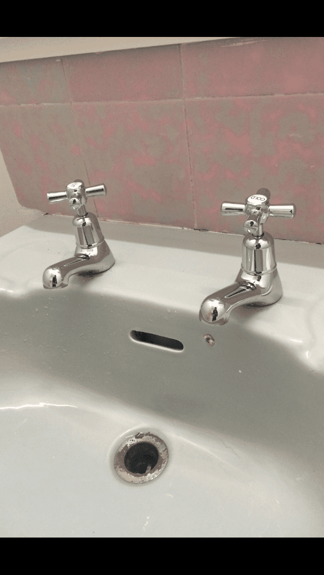 Washbasin faucet
