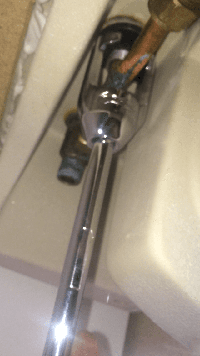 Basin socket set