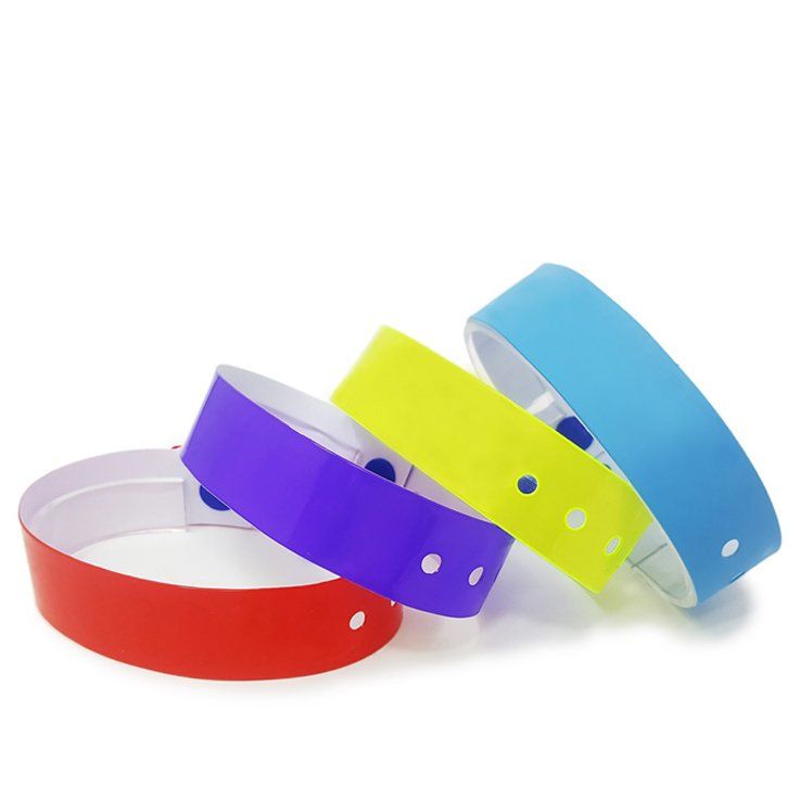 plastic-wristbands-cyprus