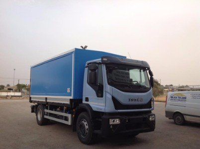 Un camion