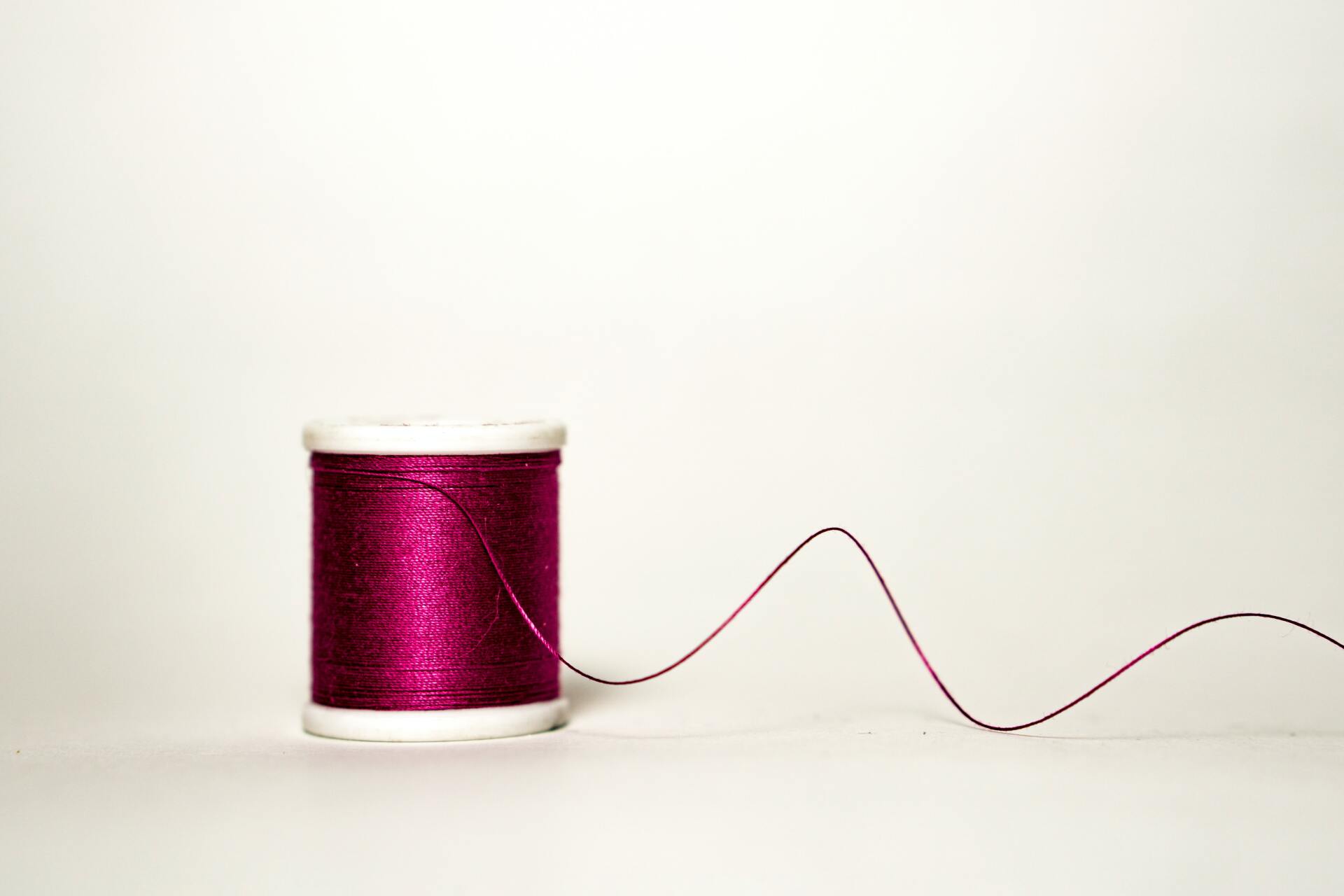 CHOOSE YOUR THREAD COLOUR