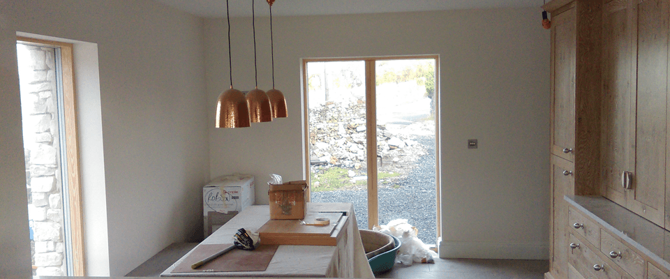 Smooth plastering for interiors