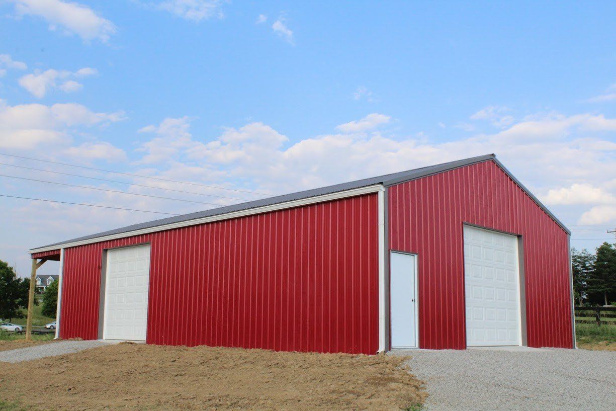 Re pull barn with three white doors
