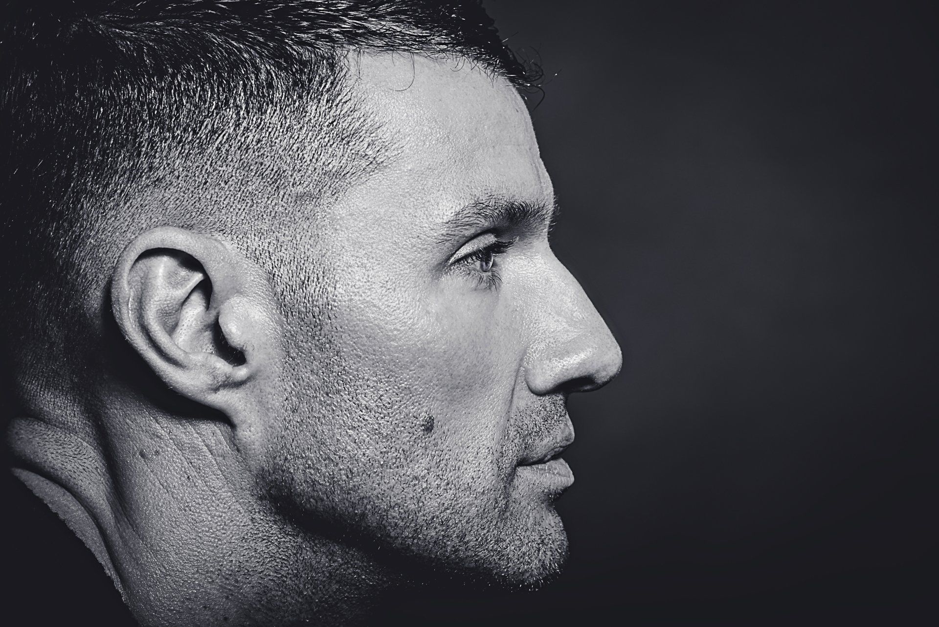 Professional Portrait Photography | Stacey Naglie Toronto | Side facial profile of a man