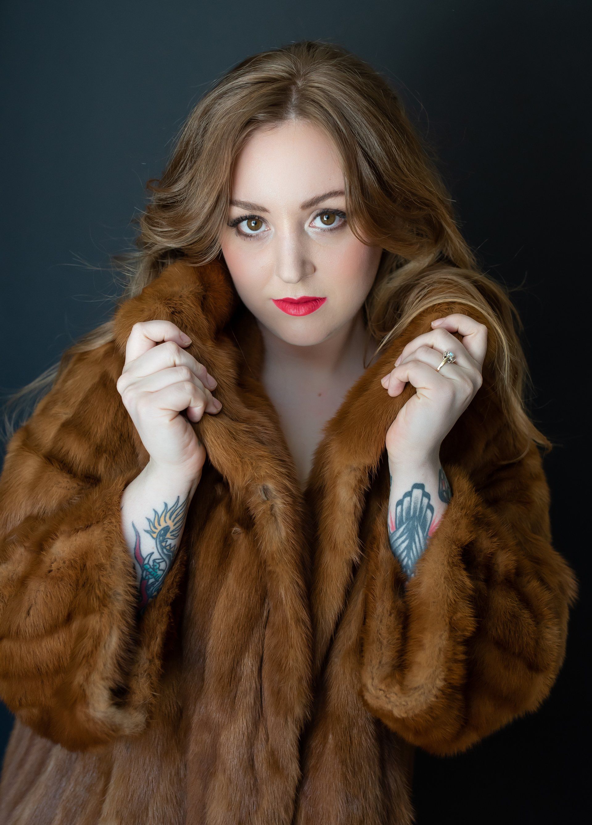Portrait Photography | Stacey Naglie Toronto | Woman with fur style coat