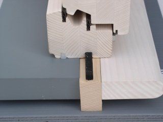 Profili in legno per infissi
