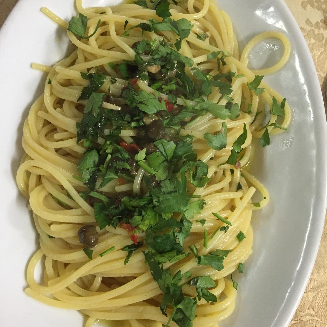 Spaghetti aglio olio e peperoncino