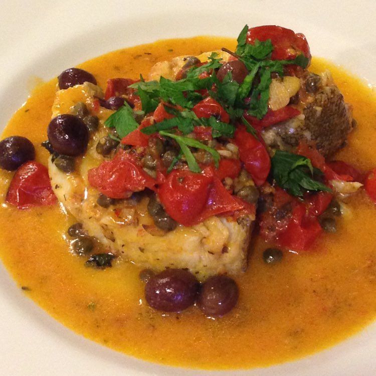 Merluzzo con pomodorini e olive