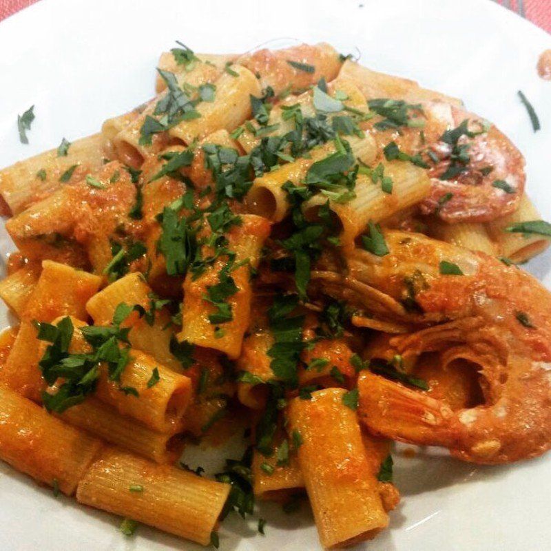 Cannelloni al sugo di pomodoro