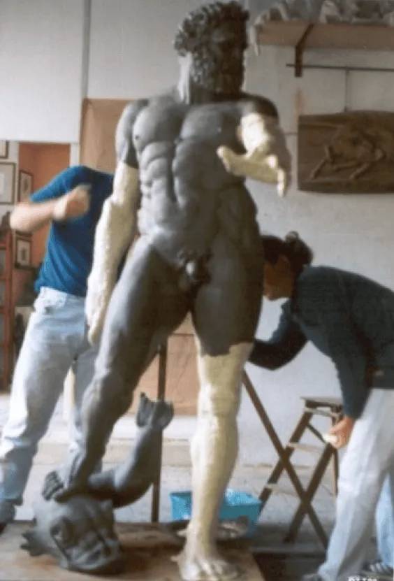 realizzazione dello stampo statua