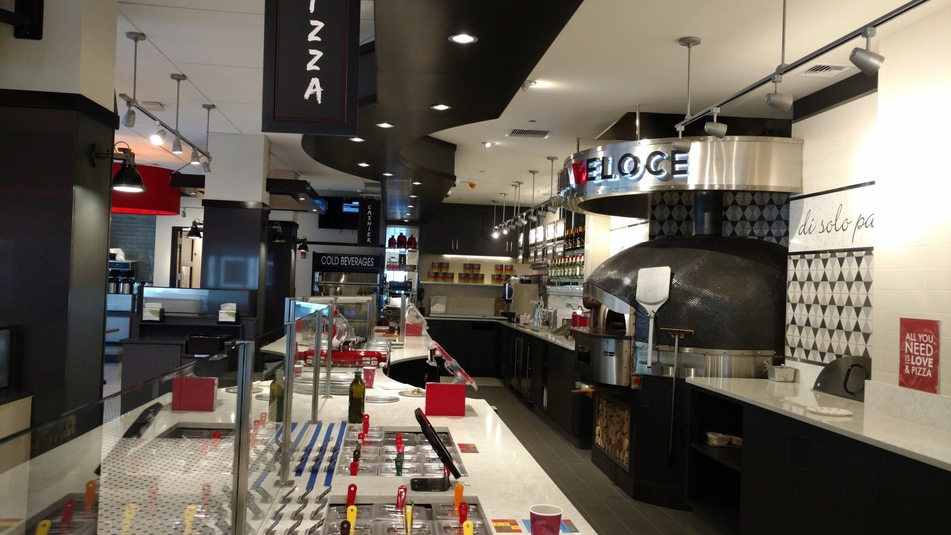 Pizzeria Veloce Counter with Oven