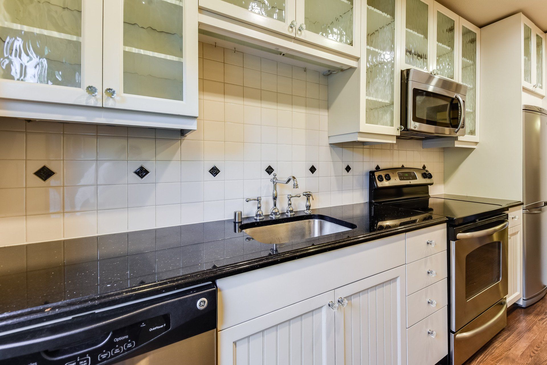 18 Galer Kitchen