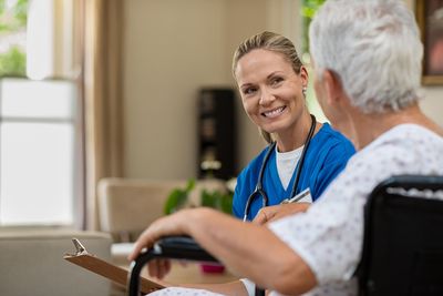 Nurse Talking to Senior Patient— Natchez, MS — Heart2Heart Homecare Services, INC. Nurse Talking to Senior Patient— Natchez, MS — Heart2Heart Homecare Services, INC.