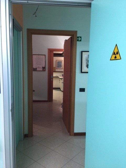 corridoio dello studio dentistico