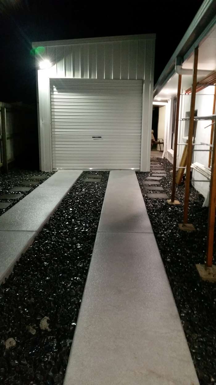 Shed lights