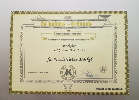 Hundesalon HollyInn Zwönitz Erzgebirge - Zertifikat Weiterbildung mit Corinna Verschuren Hundesalon HollyInn Zwönitz Erzgebirge - Zertifikat Weiterbildung Hundepflege Groomer Hundefriseur Hundesalon Corinna Verschuren
