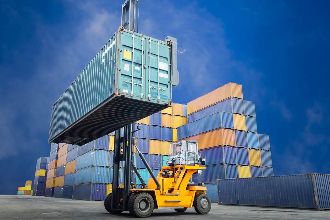 Efficient Reach Trucks