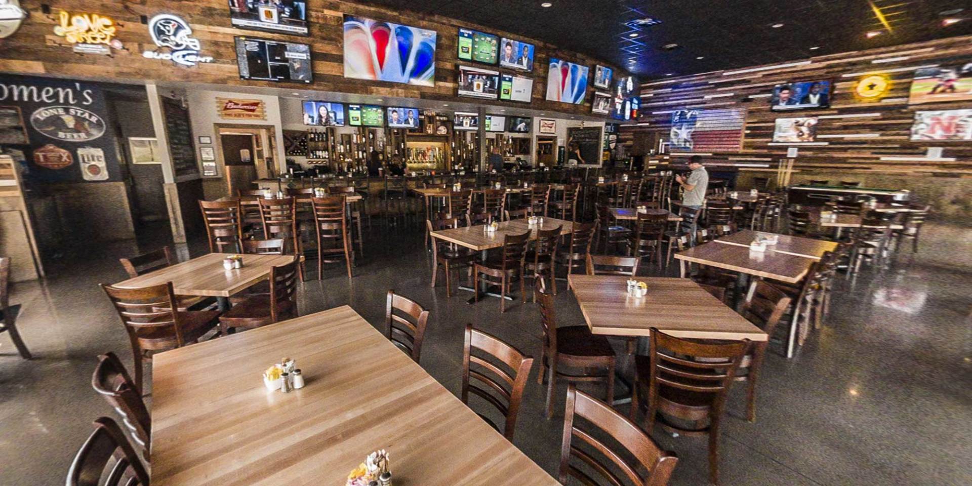 austin texas sports bar