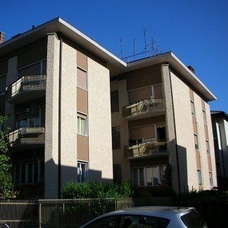 palazzo verniciato di colore beige
