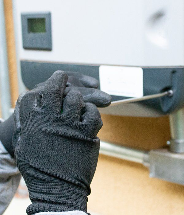 opening a solar inverter