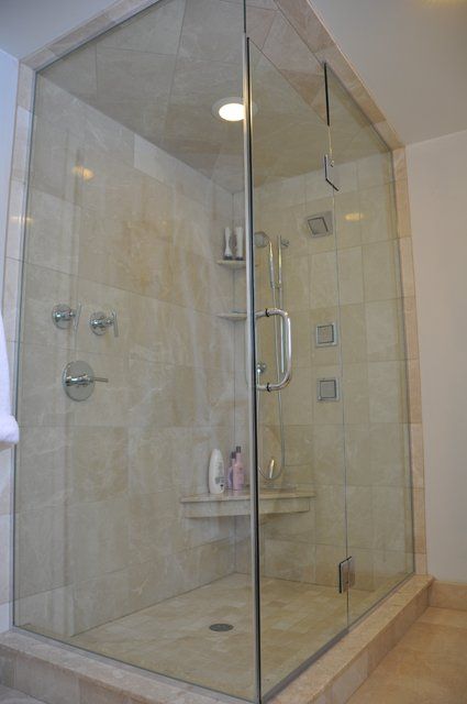 Portofino Shower Base and Walls