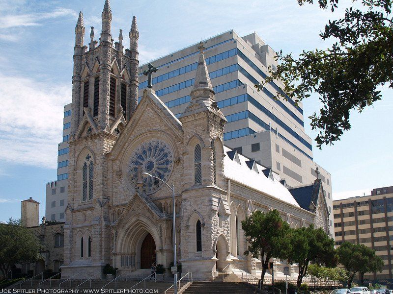 8 Iconic Roofs in Austin, Texas