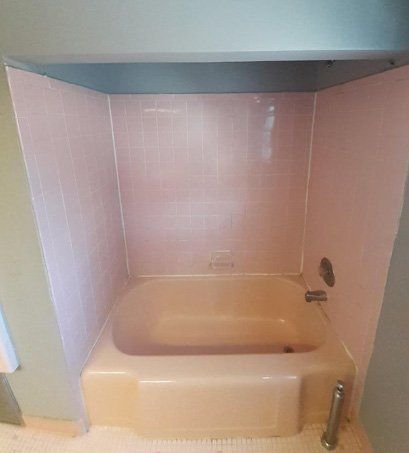 Anthony's Reglazing | Tub Reglazing | Old Westbury, NY