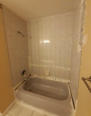 Anthony's Reglazing | Tub Reglazing | Old Westbury, NY