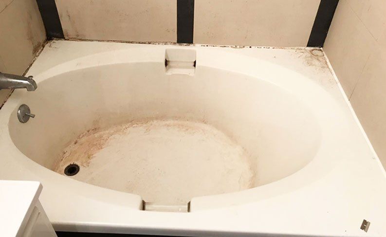 Anthony's Reglazing | Tub Reglazing | Old Westbury, NY