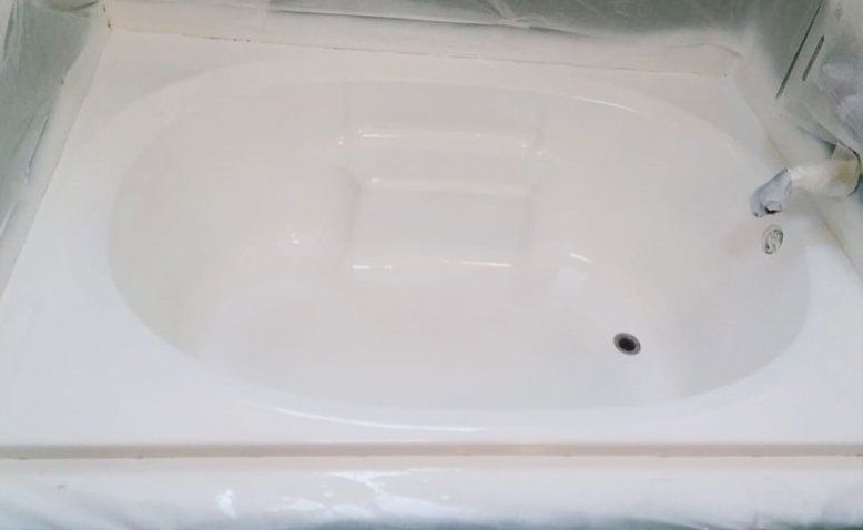 Anthony's Reglazing | Tub Reglazing | Old Westbury, NY