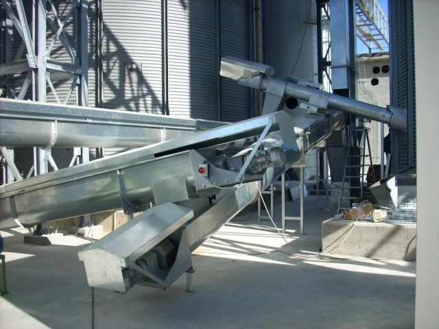 industrial machine for dust