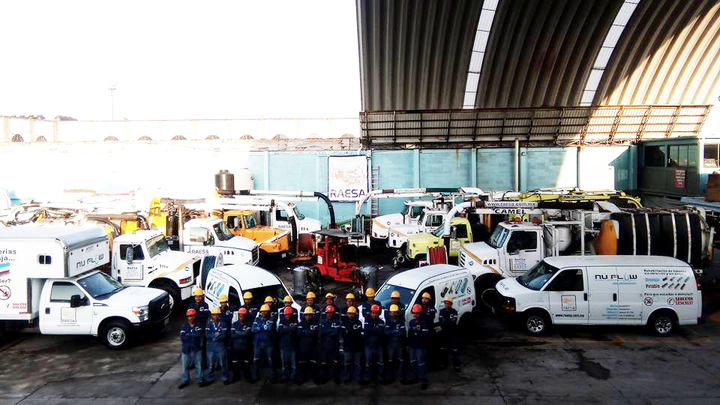 desazolve industrial con camion vactor