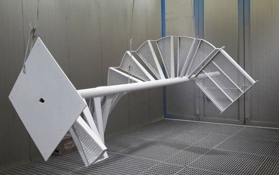 Verniciatura di una copertura in metallo