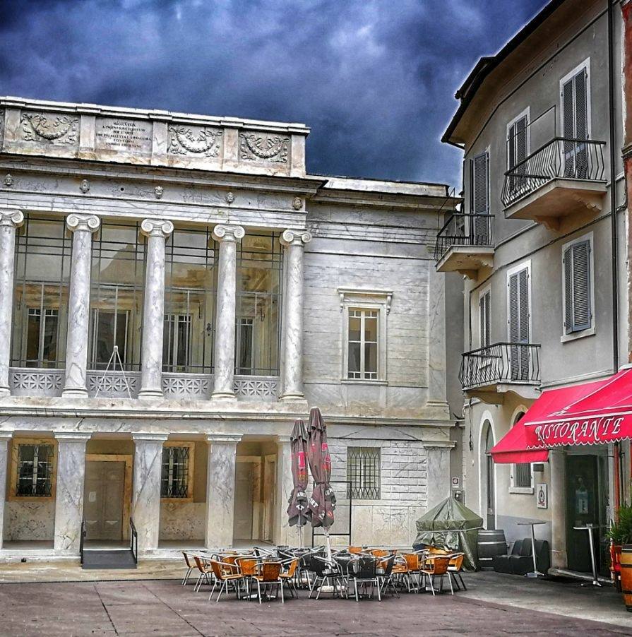 Tavoli all'aperto