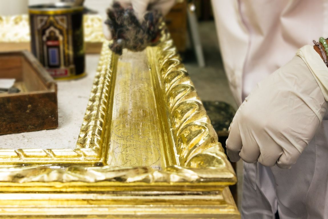restauro cornice dorata
