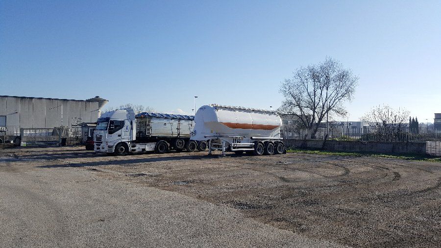lorry for merchandise transport