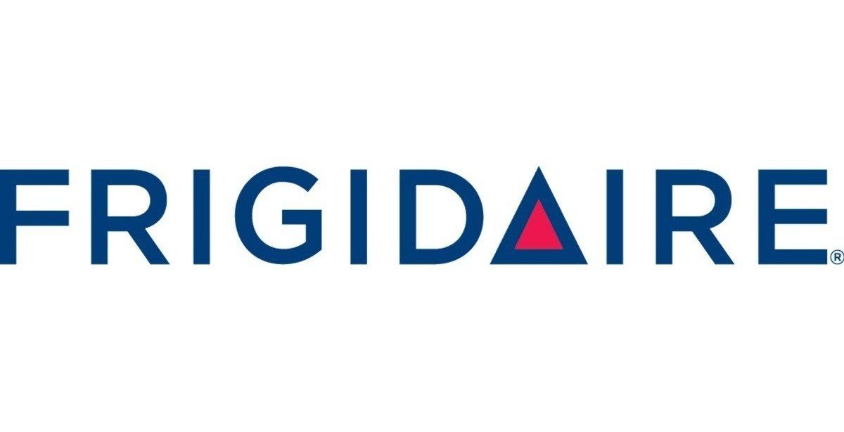 El logotipo de Frigidaire es azul y rojo sobre un fondo blanco.