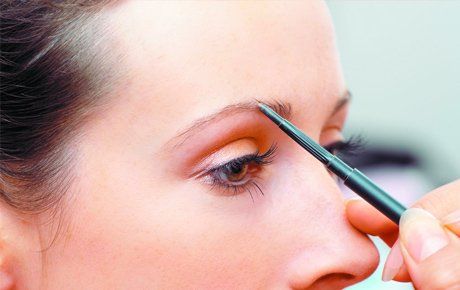eyebrow