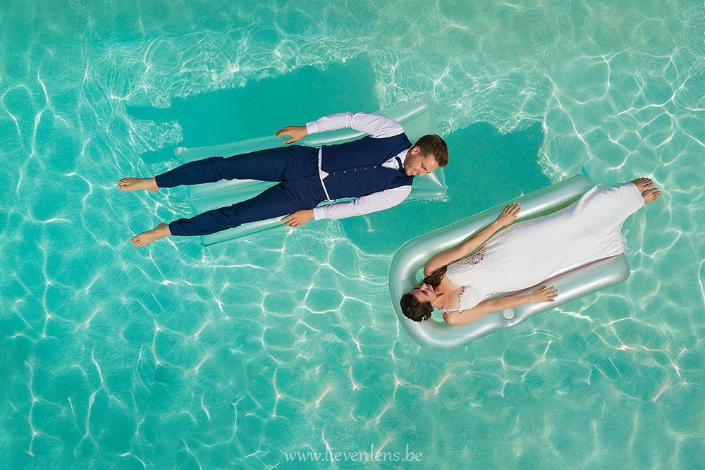 bride and groom wedding