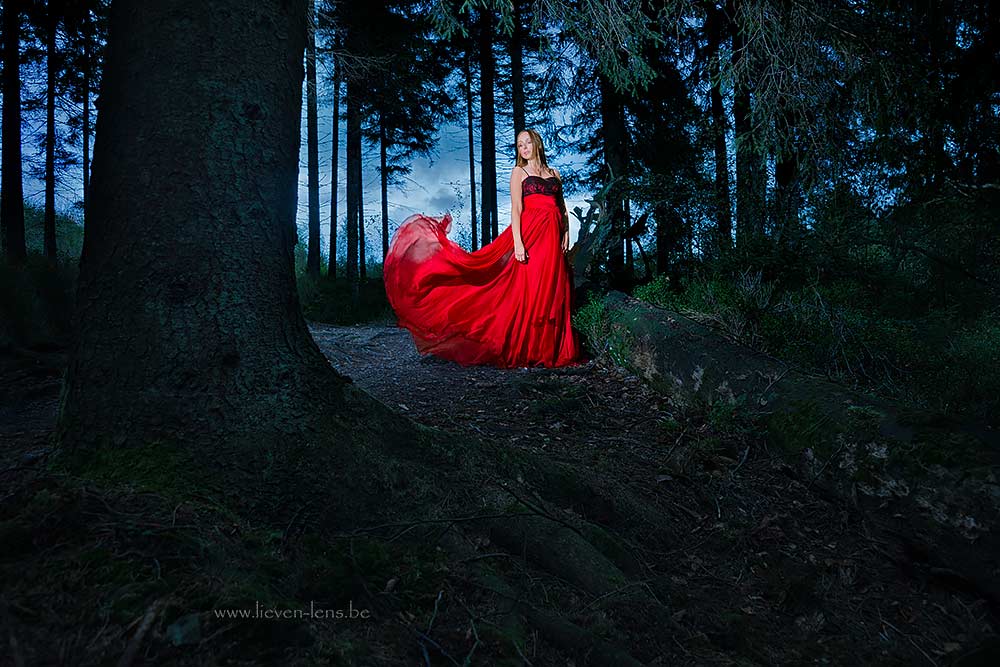 red dress fashion