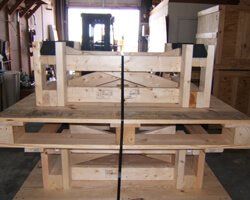 Customize wood frame - shipping company in Tampa, FL