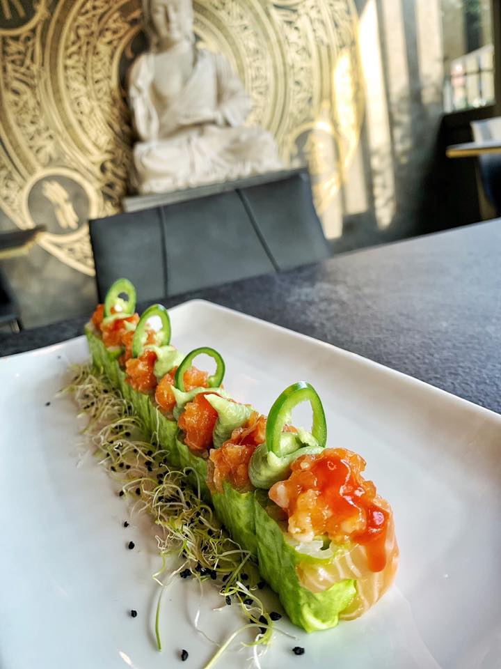 Piatto con sushi