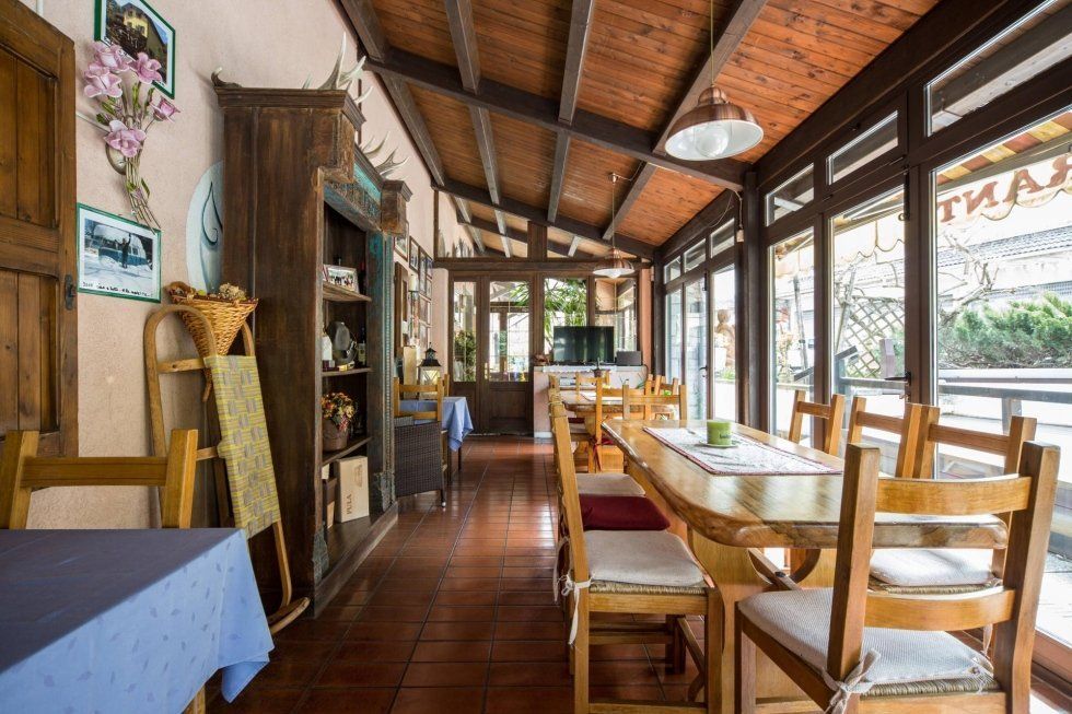 Breakfast hall