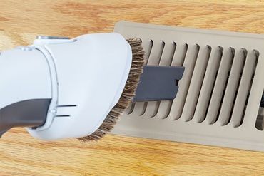 Vacuum cleaning heater floor vent Vacuum cleaning heater floor vent