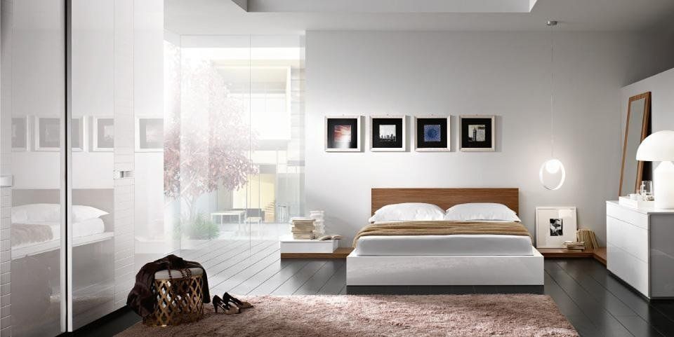 Camera da letto in bianco laccato
