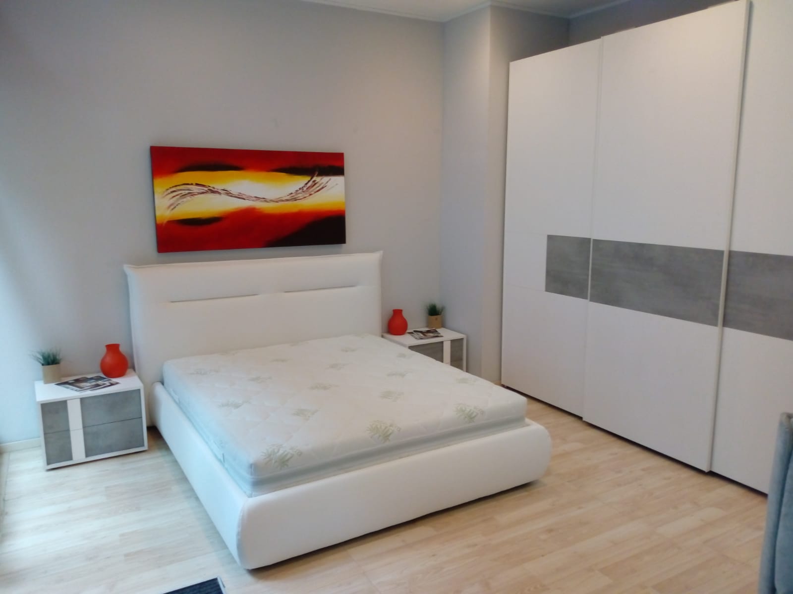 Camera da letto in bianco