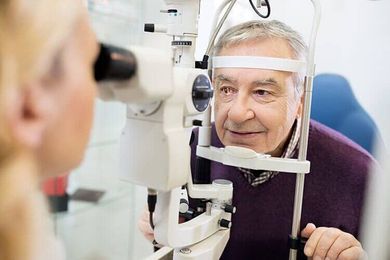 Eye specialist examines patient - Eye Doctor in Holiday, FL Eye specialist examines patient - Eye Doctor in Holiday, FL